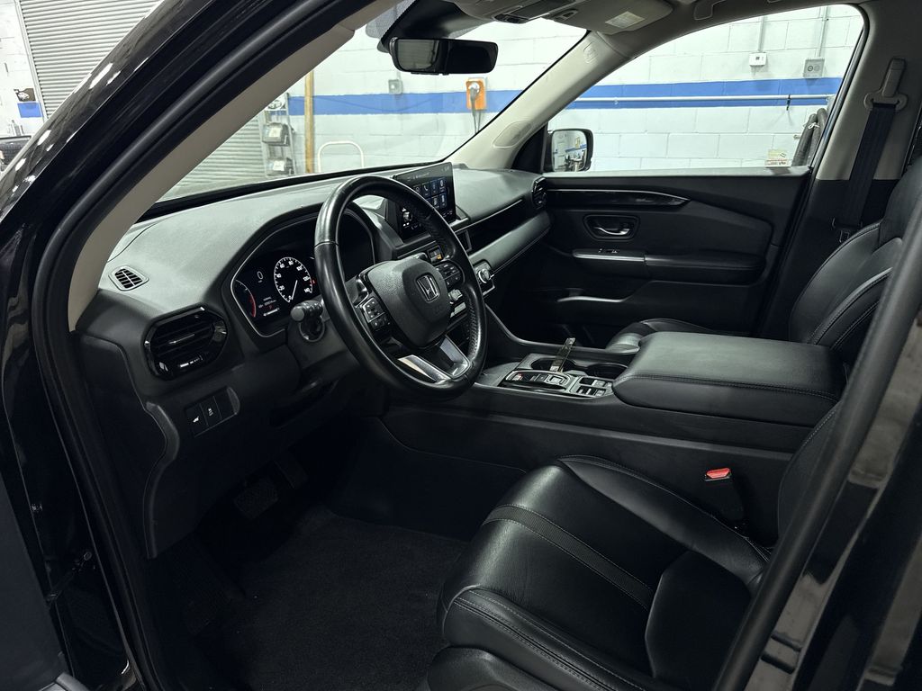 Thumbnail: 2023 Honda Pilot - 8