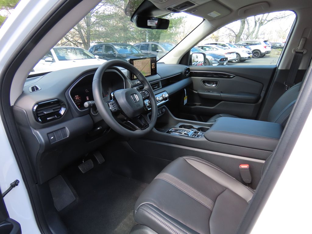 Thumbnail: 2026 Honda Pilot - 2