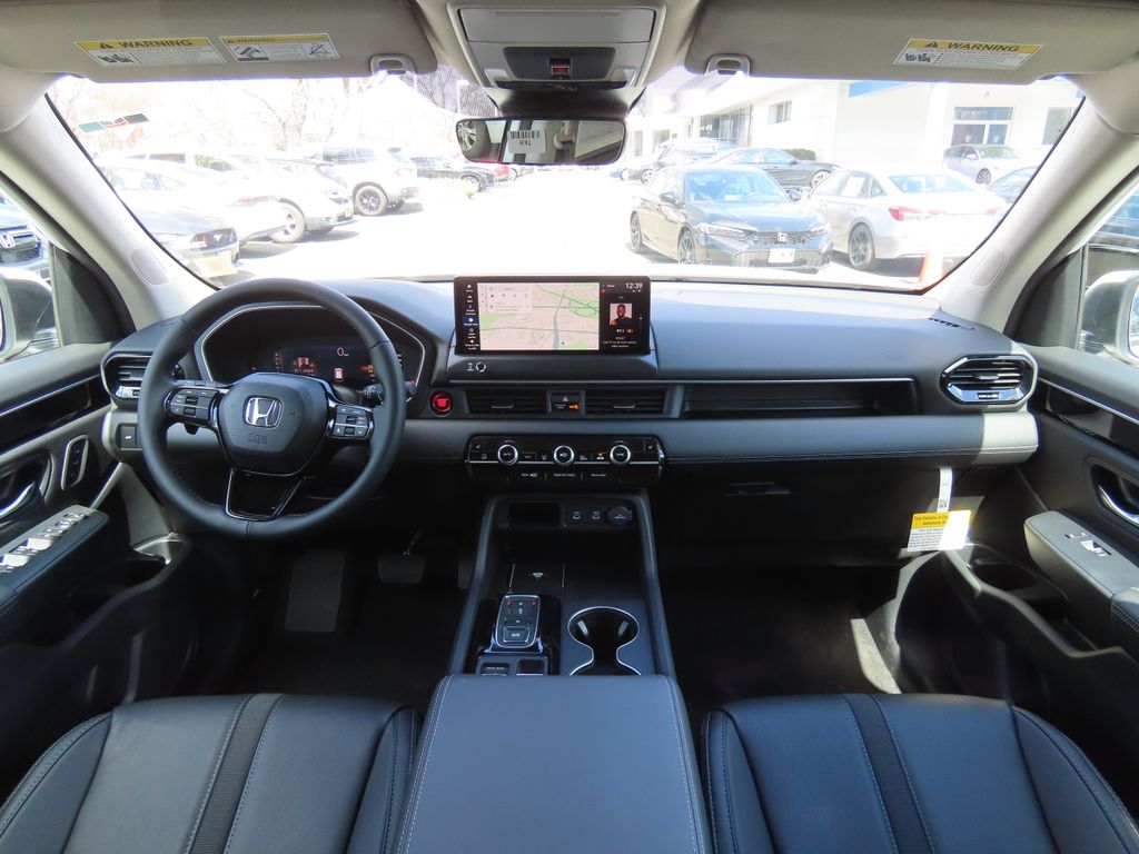 Thumbnail: 2026 Honda Pilot - 9