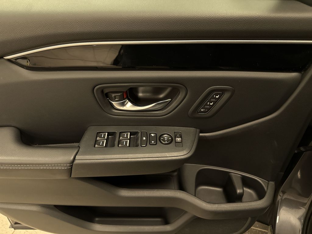 Thumbnail: 2023 Honda Pilot - 26