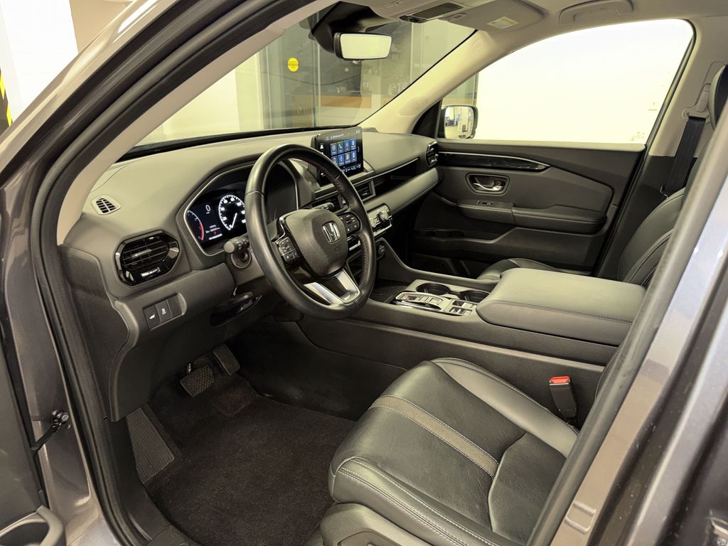 Thumbnail: 2023 Honda Pilot - 31