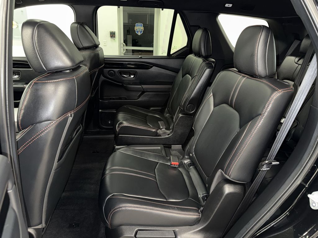 Thumbnail: 2025 Honda Pilot - 11