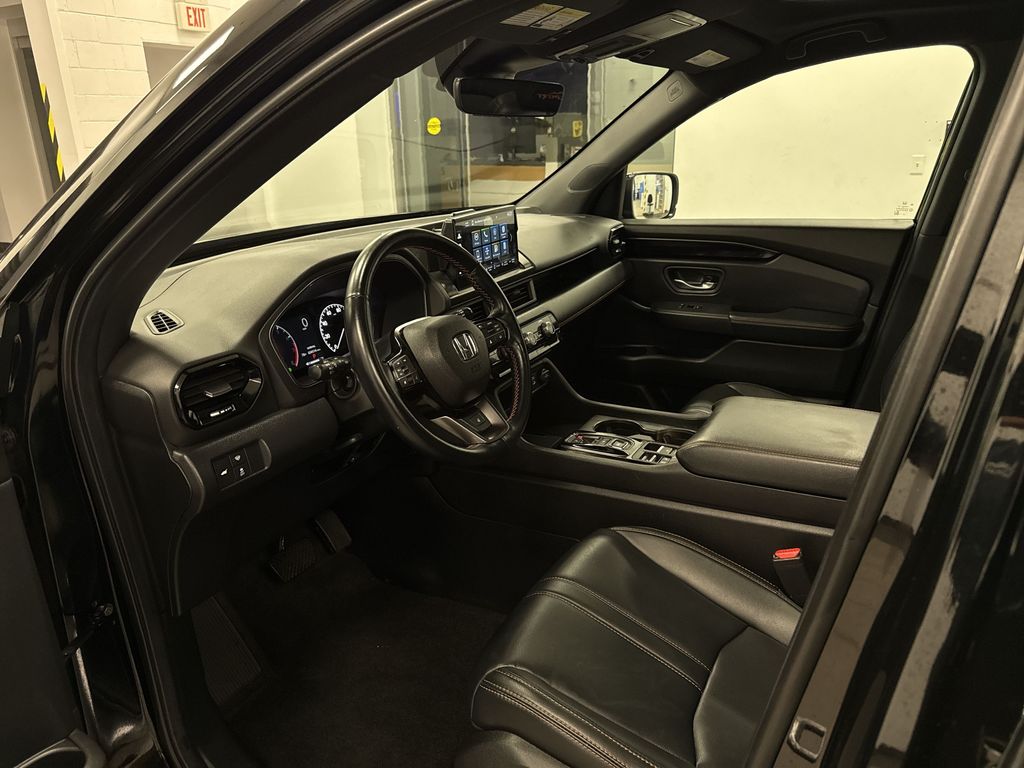 Thumbnail: 2025 Honda Pilot - 8