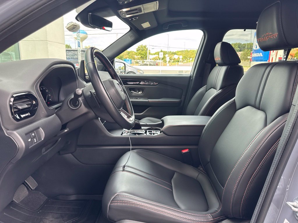 Thumbnail: 2025 Honda Pilot - 8