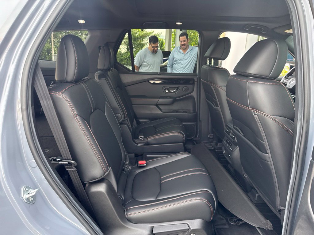 Thumbnail: 2025 Honda Pilot - 23