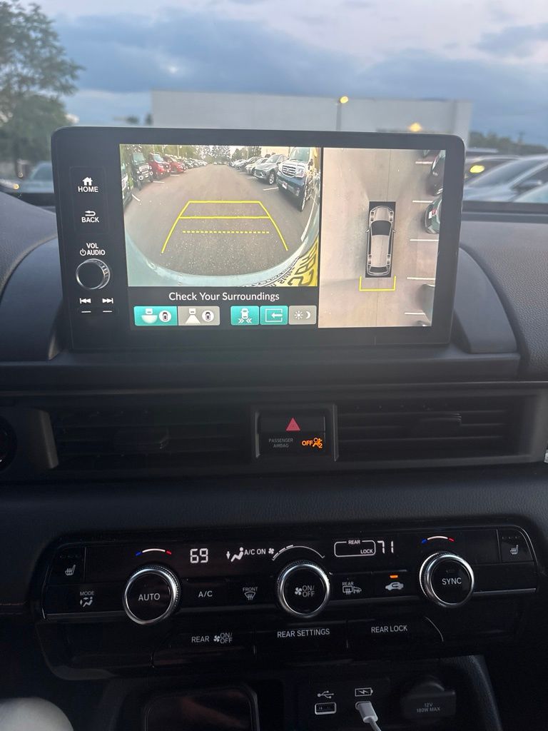 Thumbnail: 2023 Honda Pilot - 19