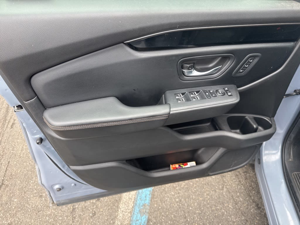 Thumbnail: 2024 Honda Pilot - 16