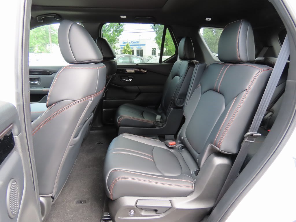 Thumbnail: 2025 Honda Pilot - 13