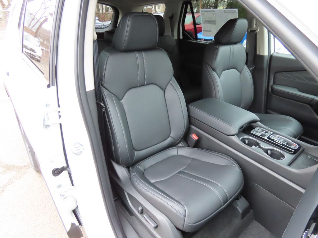 Thumbnail: 2026 Honda Pilot - 25