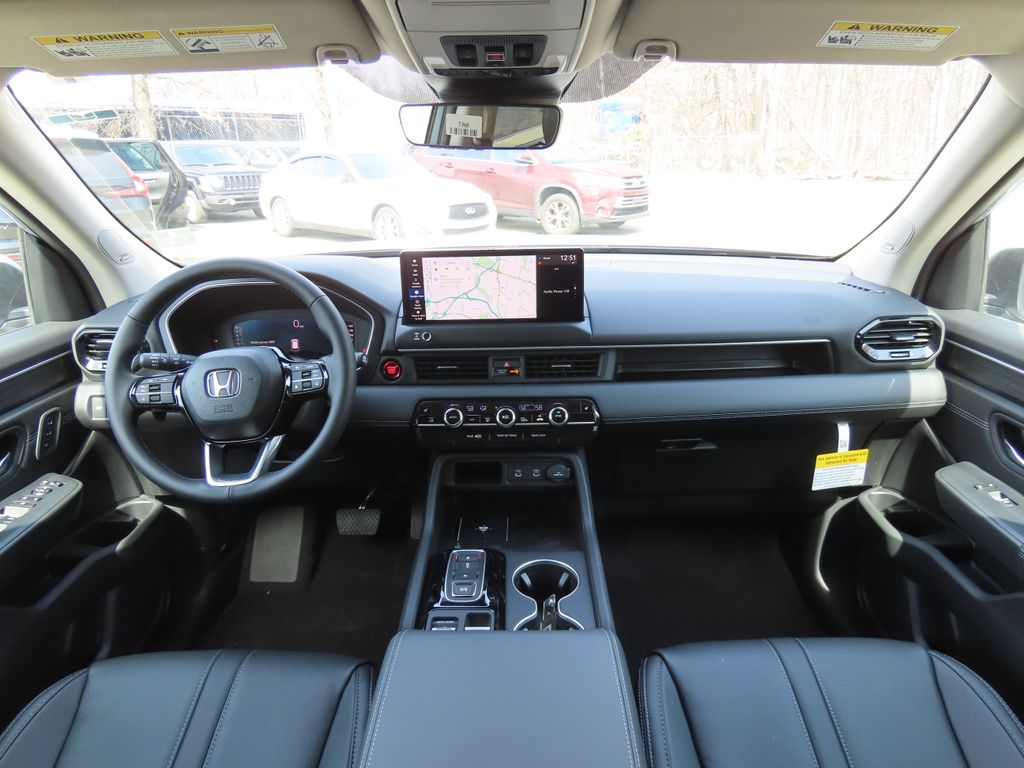 Thumbnail: 2026 Honda Pilot - 9