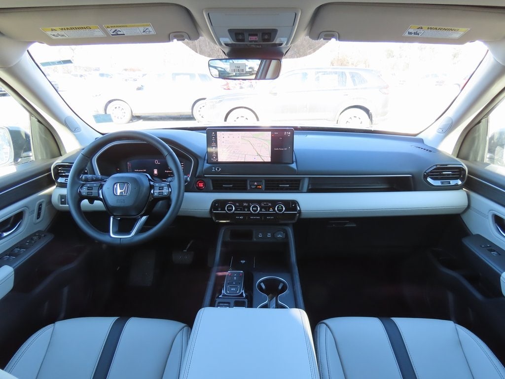 Thumbnail: 2026 Honda Pilot - 9