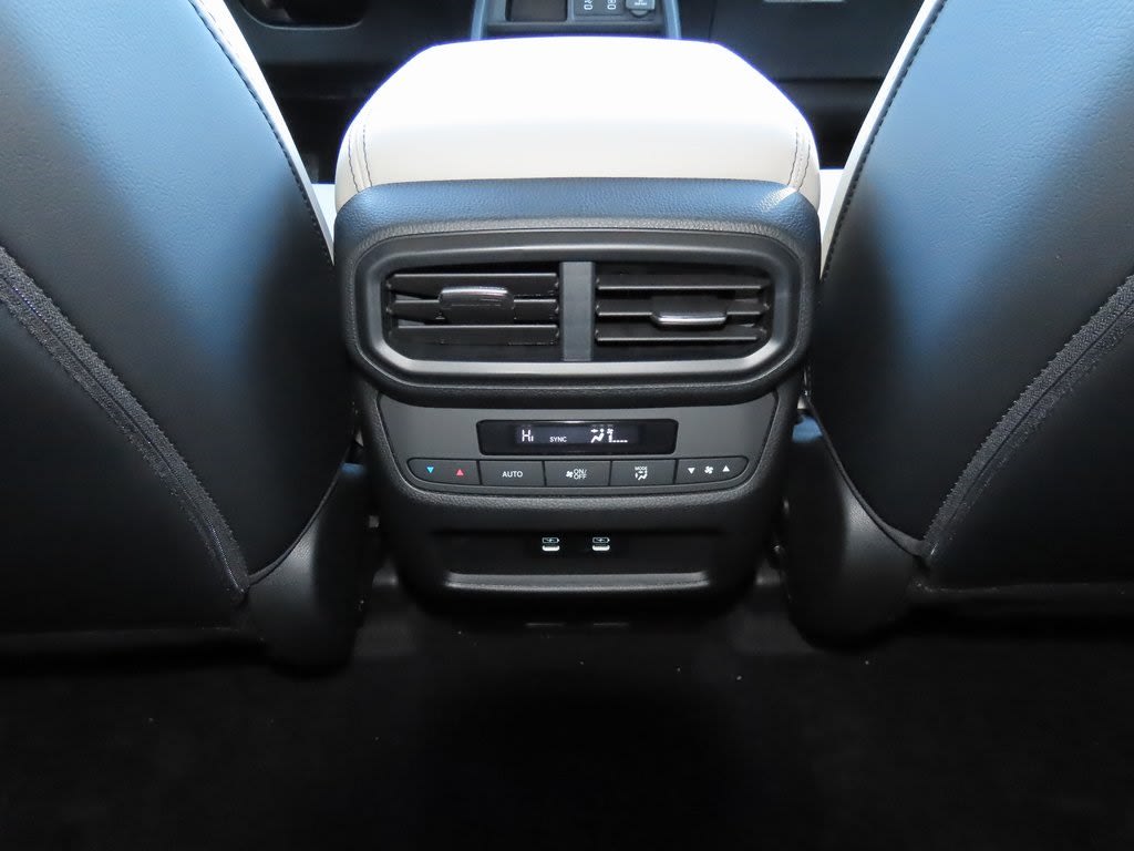 Thumbnail: 2026 Honda Pilot - 29