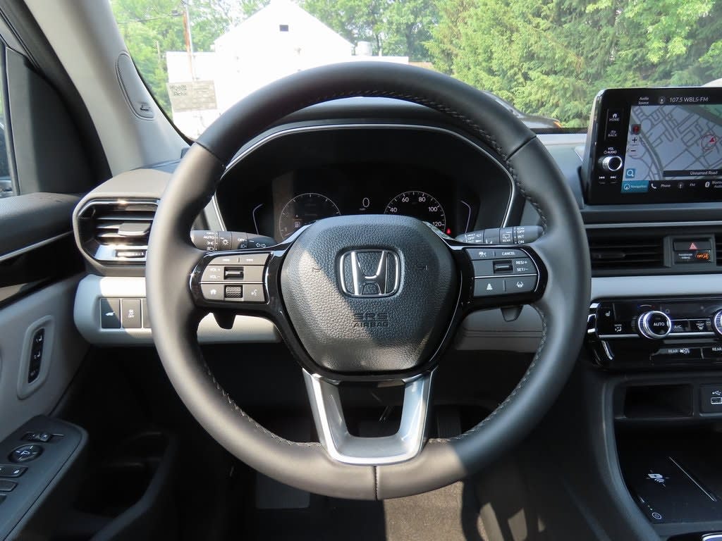 Thumbnail: 2025 Honda Pilot - 14
