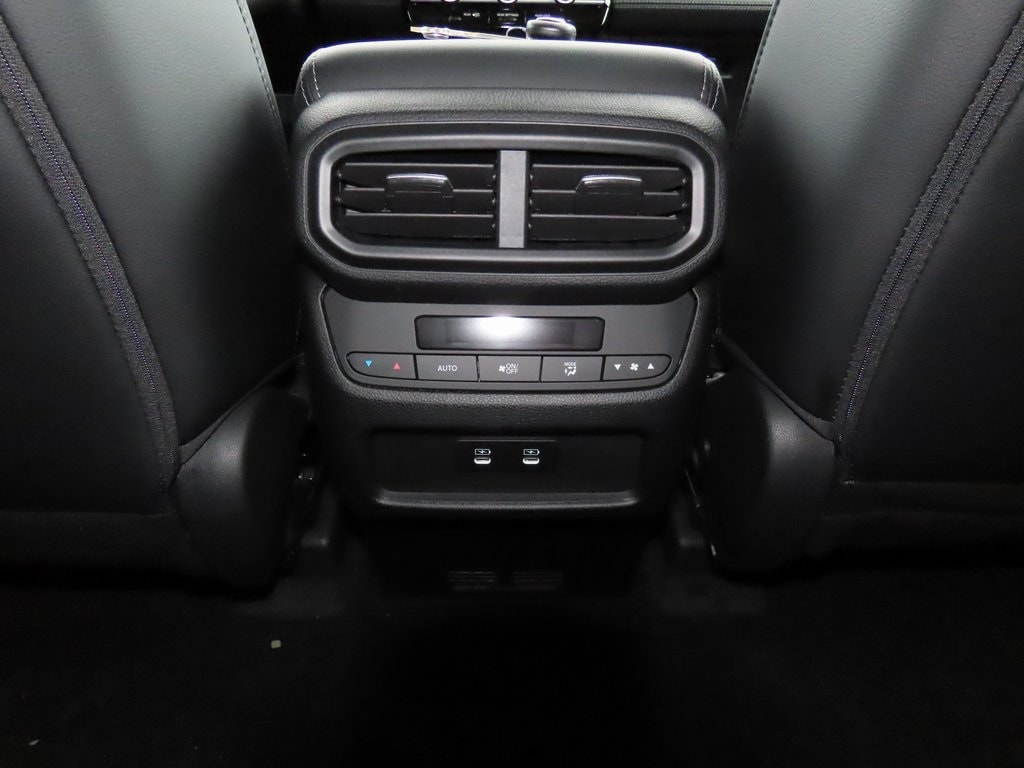 Thumbnail: 2026 Honda Pilot - 30