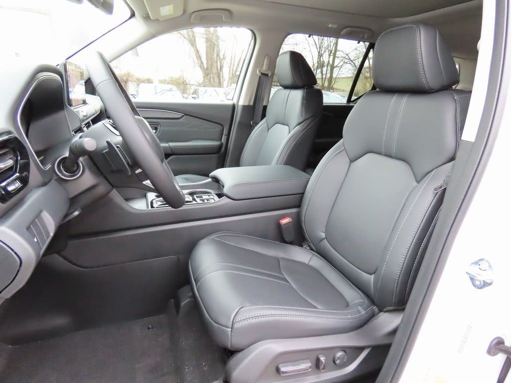 Thumbnail: 2026 Honda Pilot - 20