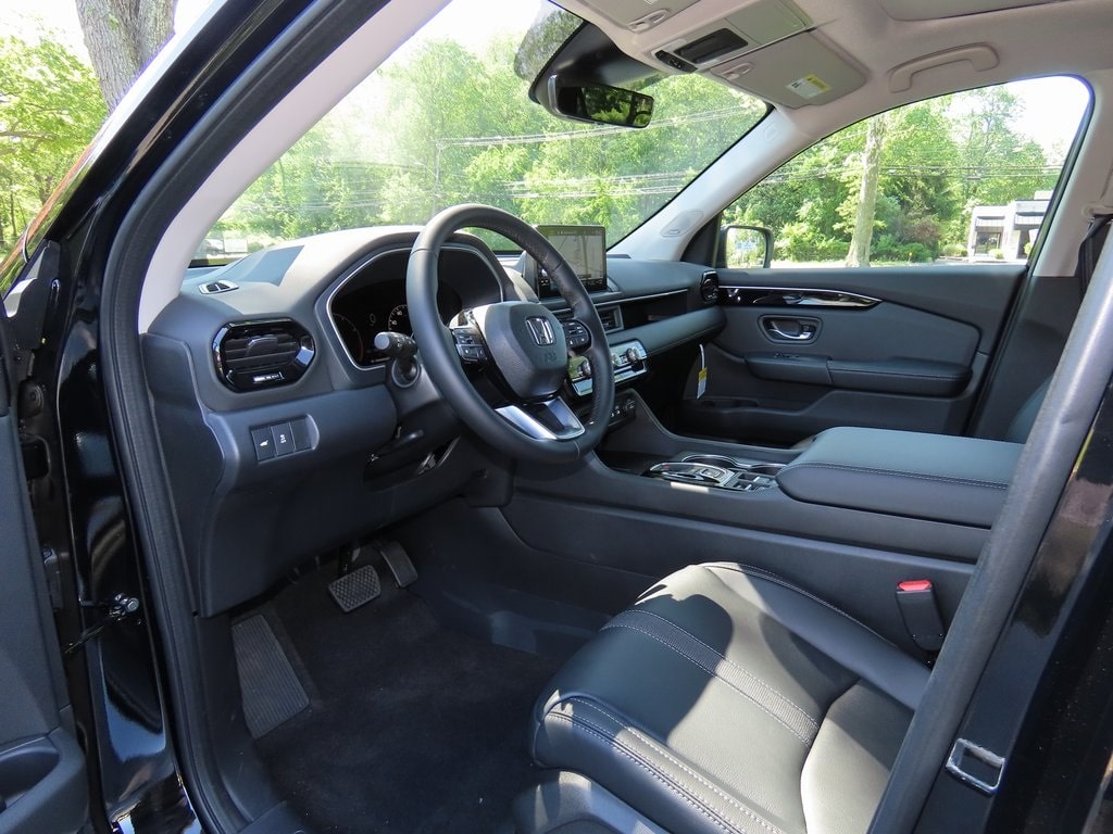 Thumbnail: 2025 Honda Pilot - 2