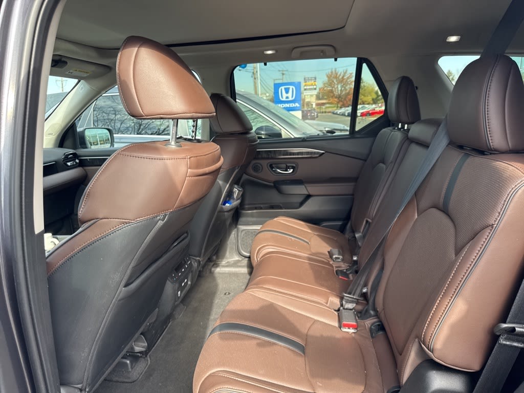 Thumbnail: 2023 Honda Pilot - 10