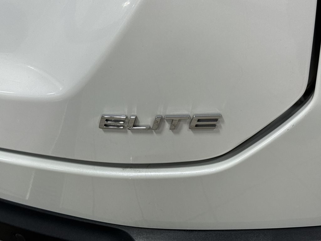 Thumbnail: 2023 Honda Pilot - 32
