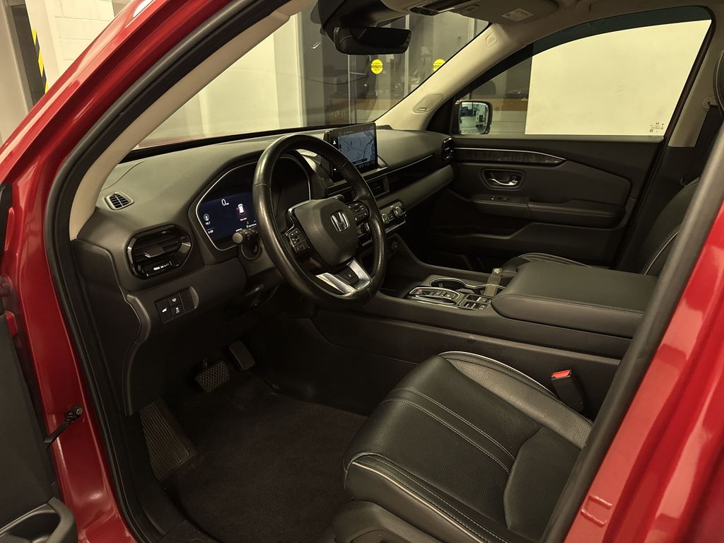 Thumbnail: 2023 Honda Pilot - 9