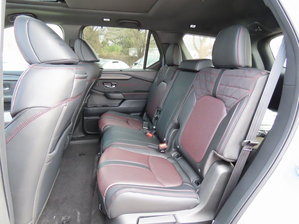 Thumbnail: 2026 Honda Pilot - 13