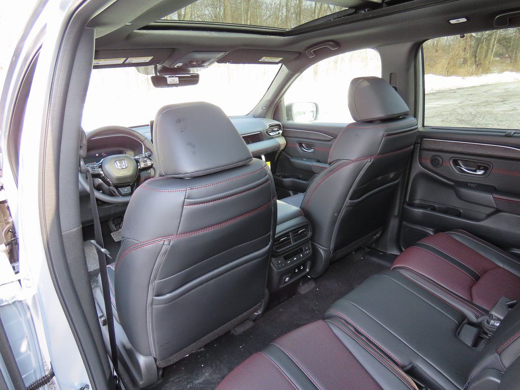 Thumbnail: 2026 Honda Pilot - 21