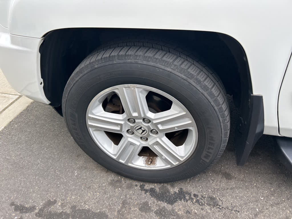 Thumbnail: 2014 Honda Ridgeline - 27