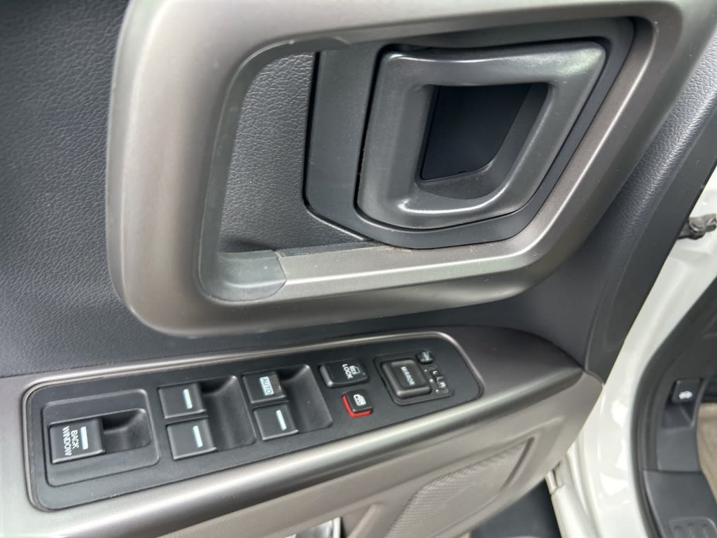 Thumbnail: 2014 Honda Ridgeline - 20