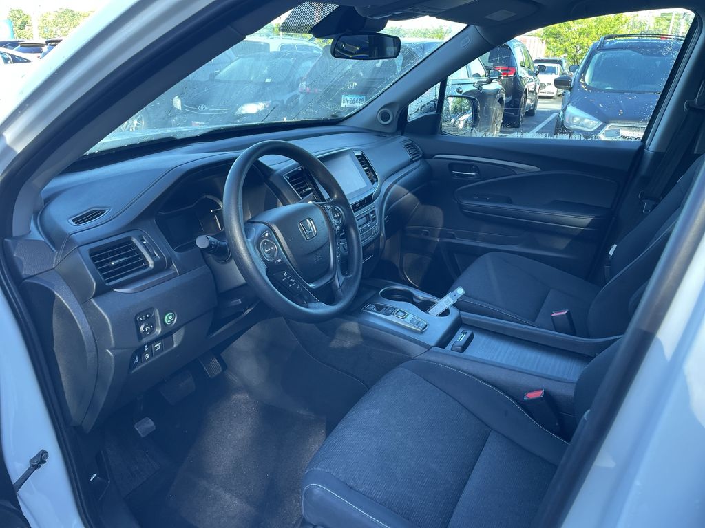 Thumbnail: 2021 Honda Ridgeline - 32