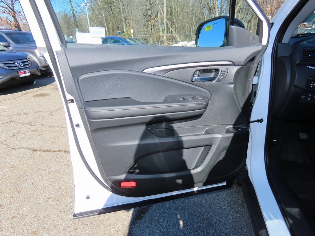 Thumbnail: 2026 Honda Ridgeline - 18