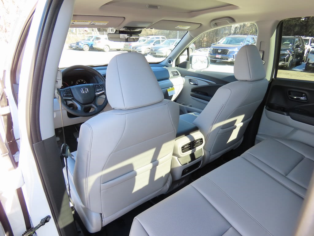 Thumbnail: 2025 Honda Ridgeline - 17