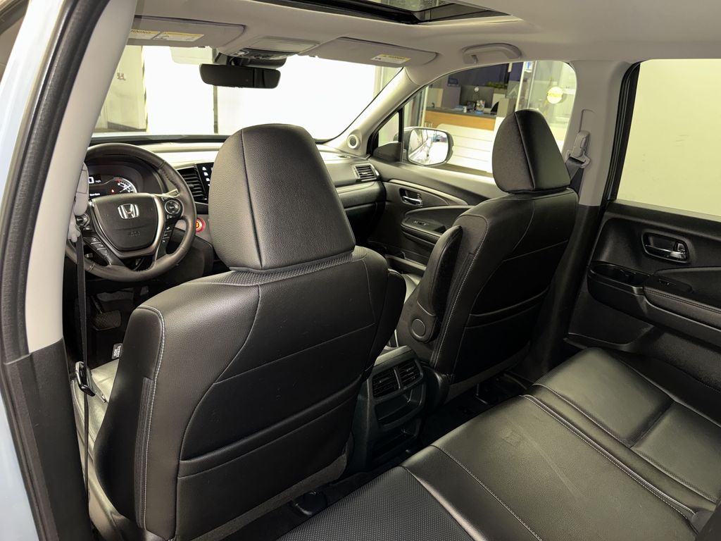 Thumbnail: 2023 Honda Ridgeline - 32
