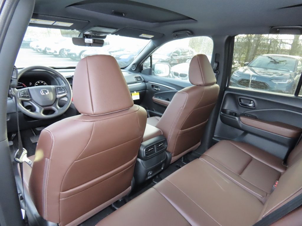Thumbnail: 2025 Honda Ridgeline - 18