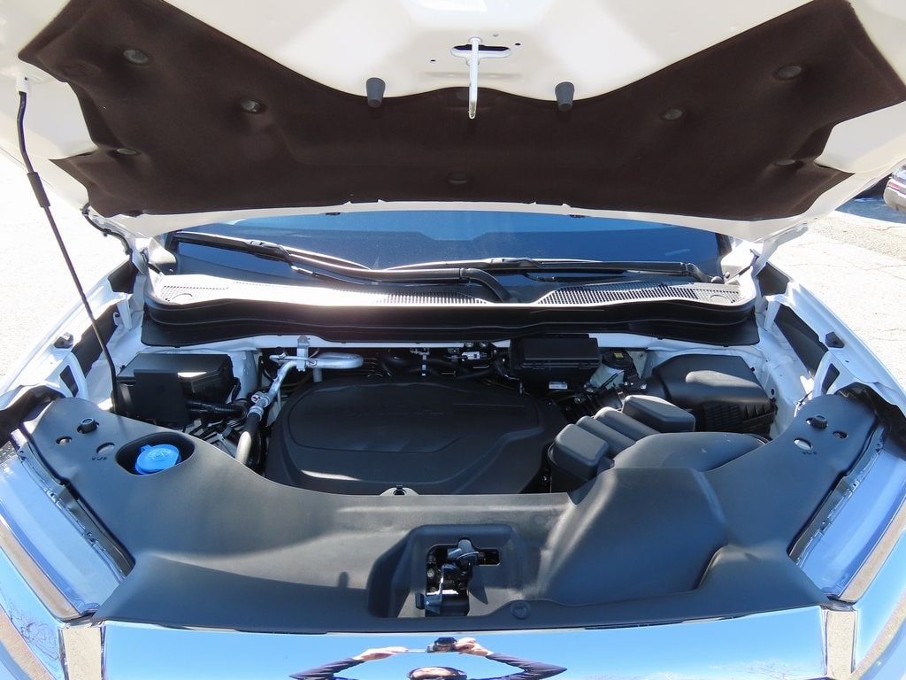 Thumbnail: 2025 Honda Ridgeline - 8