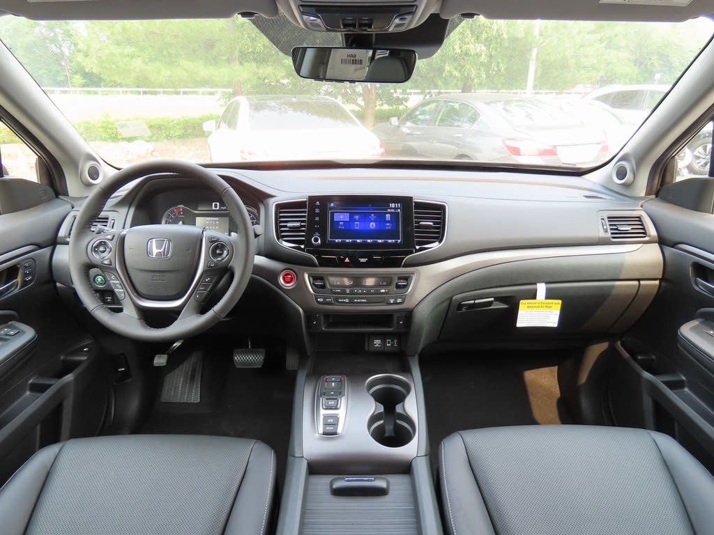 Thumbnail: 2025 Honda Ridgeline - 2