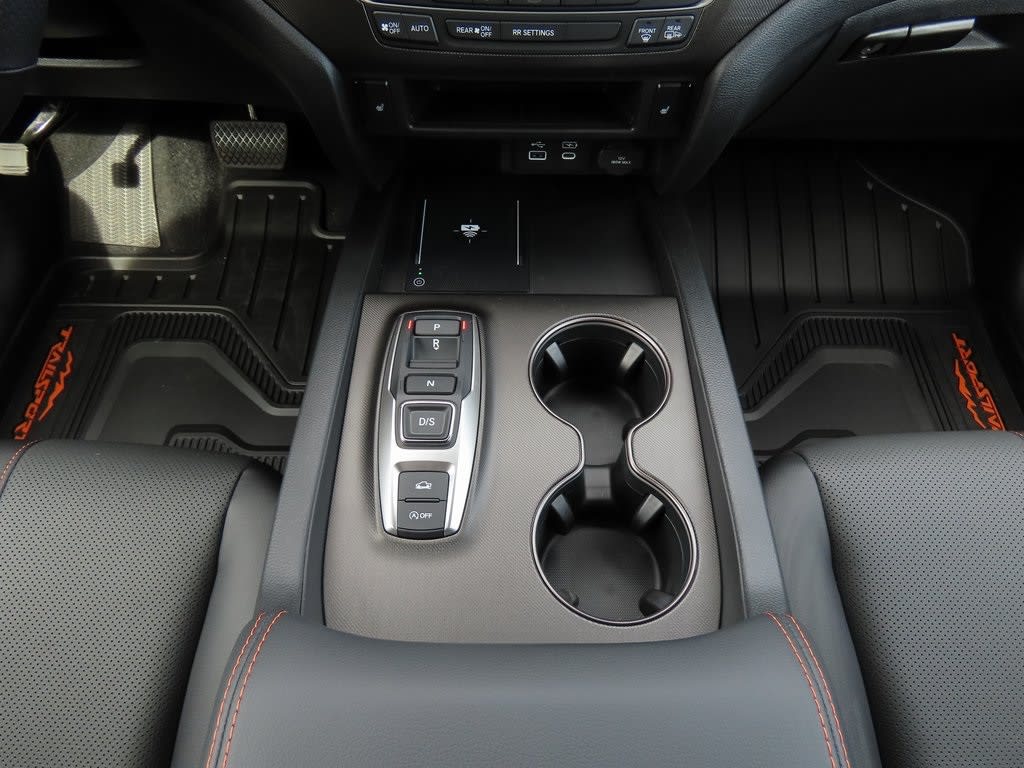 Thumbnail: 2025 Honda Ridgeline - 15