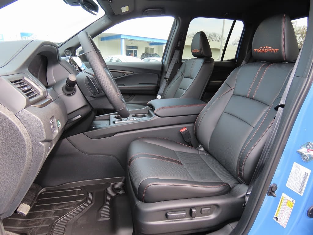 Thumbnail: 2025 Honda Ridgeline - 12