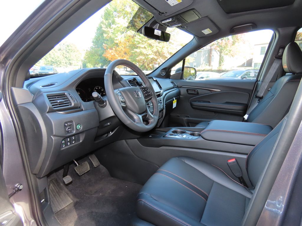 Thumbnail: 2026 Honda Ridgeline - 10