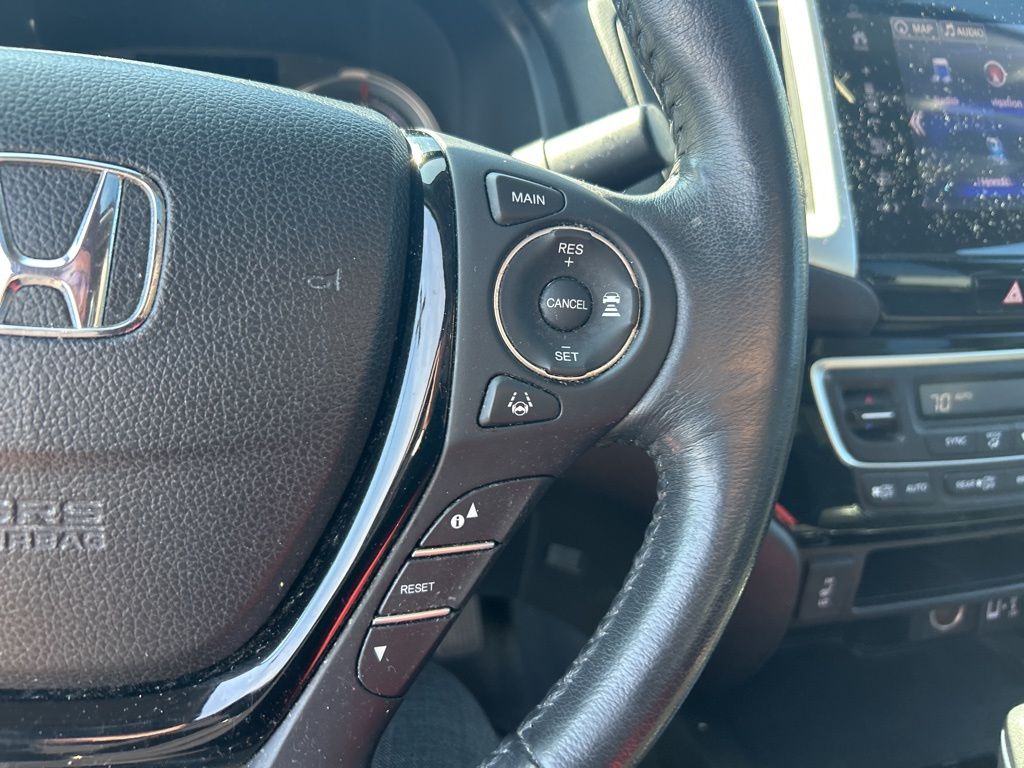 Thumbnail: 2017 Honda Ridgeline - 13