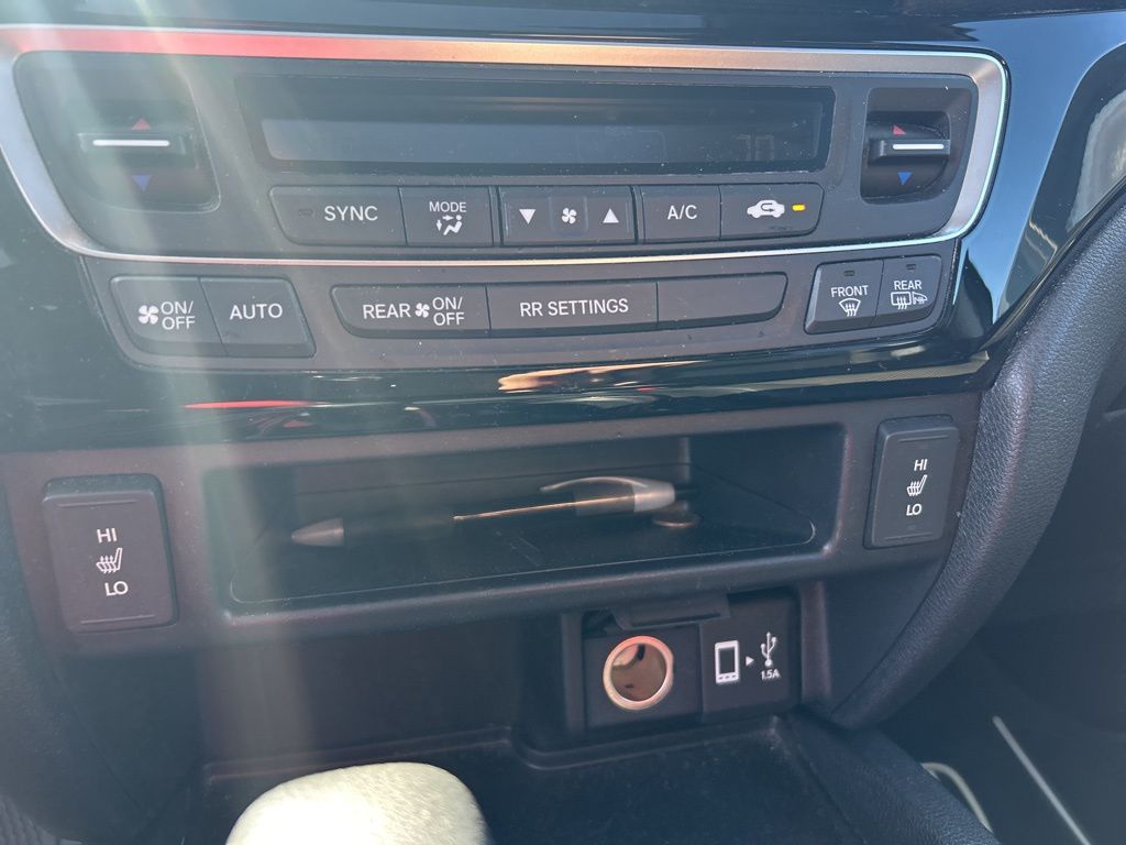 Thumbnail: 2017 Honda Ridgeline - 17