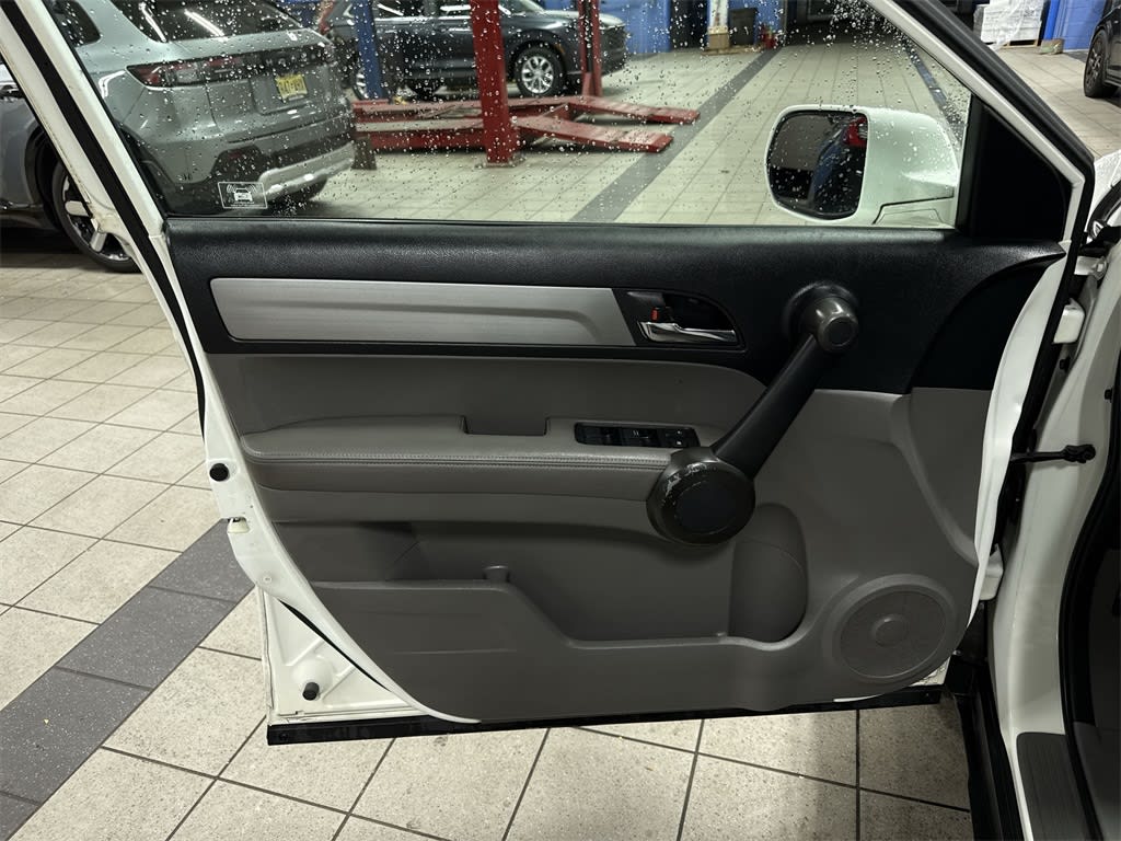 Thumbnail: 2011 Honda CR-V - 31