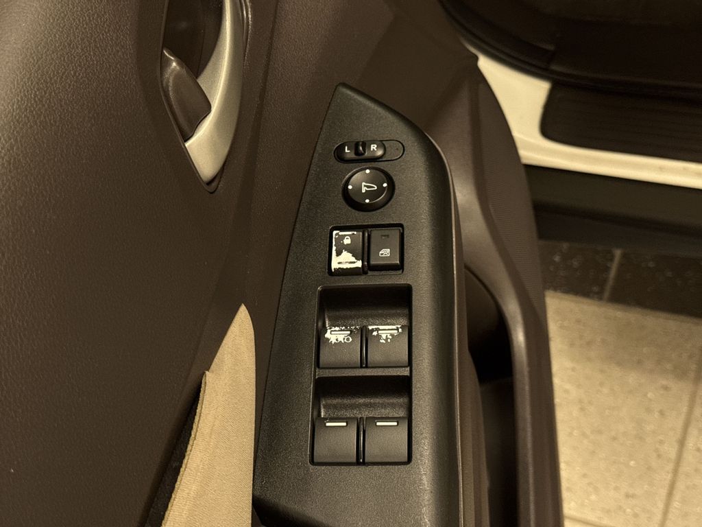 Thumbnail: 2013 Honda CR-V - 22