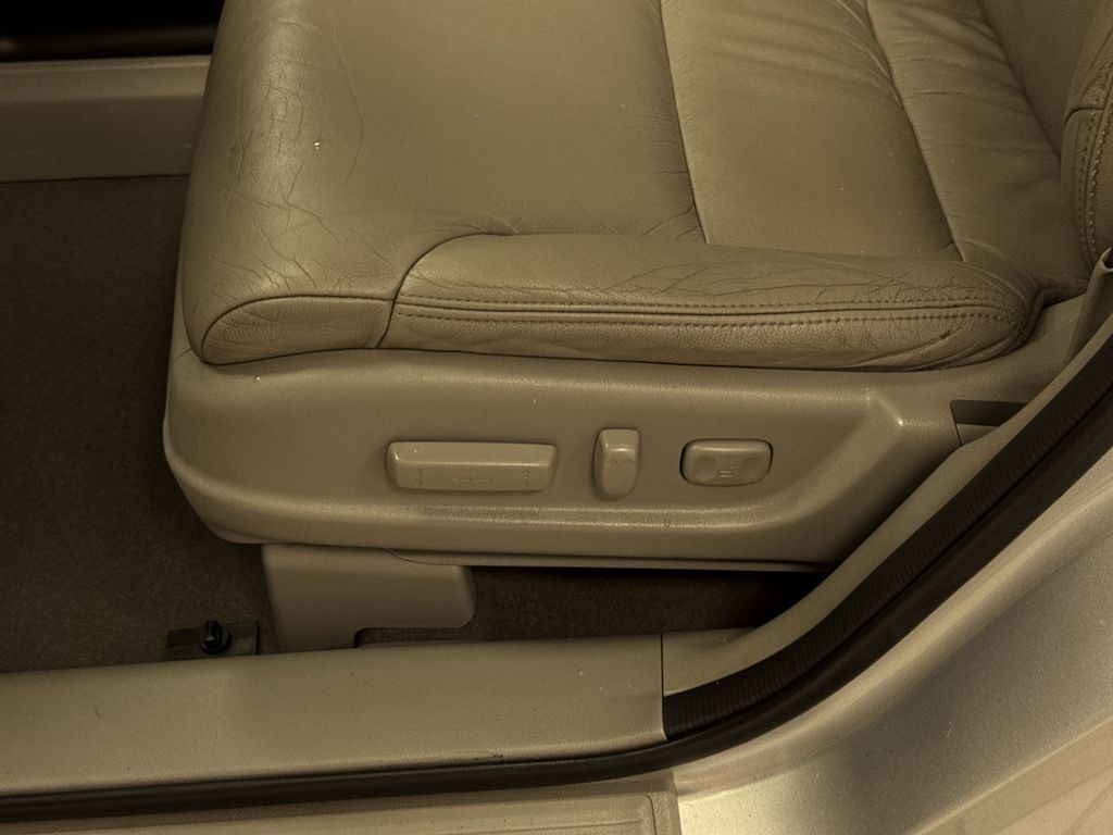 Thumbnail: 2014 Honda CR-V - 25