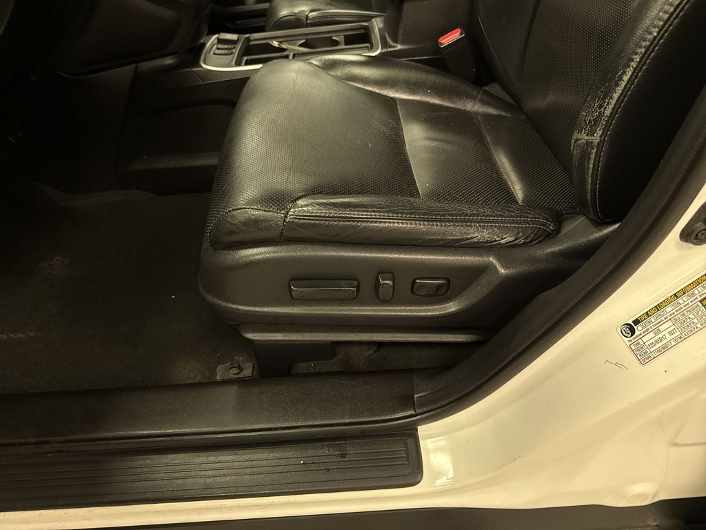 Thumbnail: 2016 Honda CR-V - 23