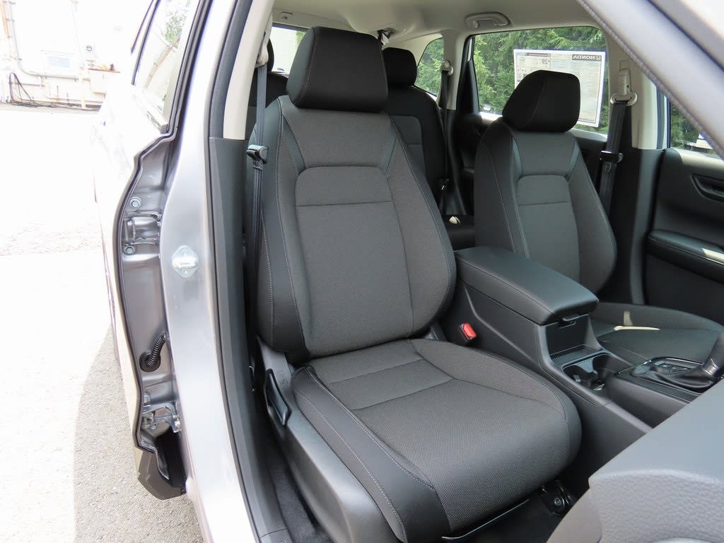2025 Honda CR-V LX 12