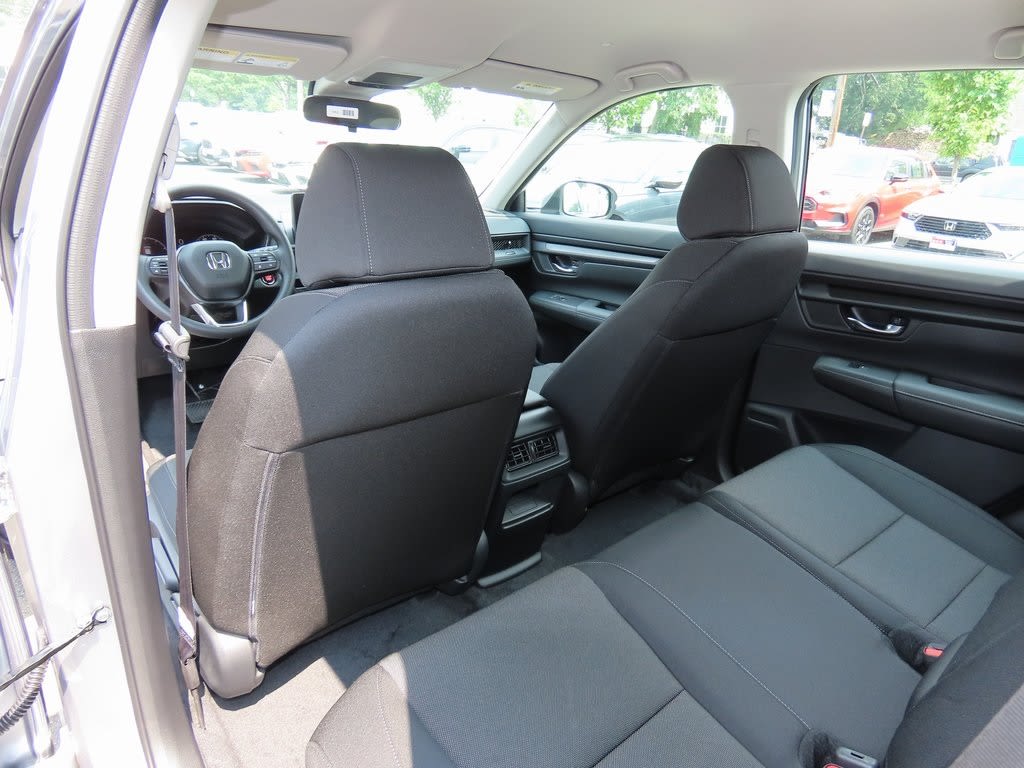 2025 Honda CR-V LX 19