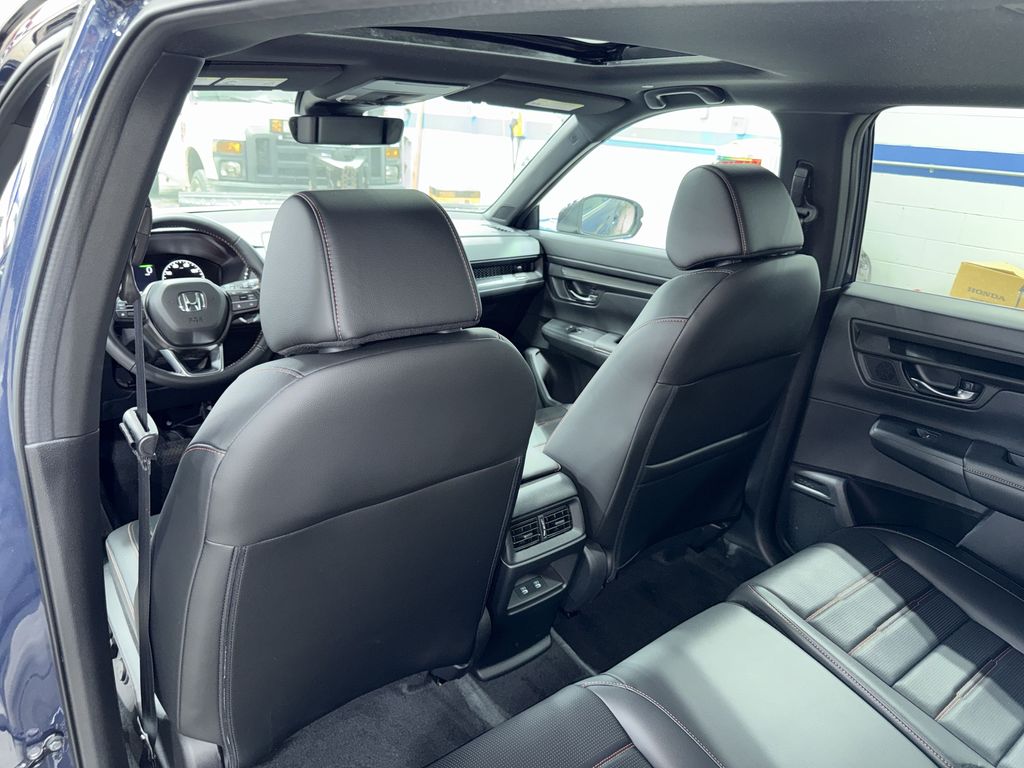 Thumbnail: 2025 Honda CR-V - 30