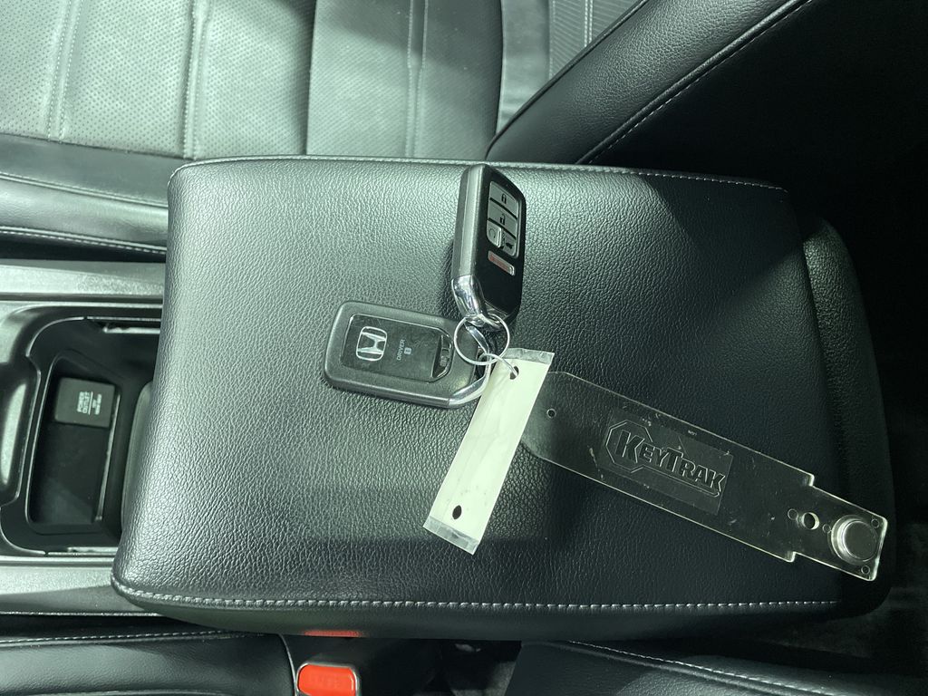 Thumbnail: 2022 Honda CR-V - 15