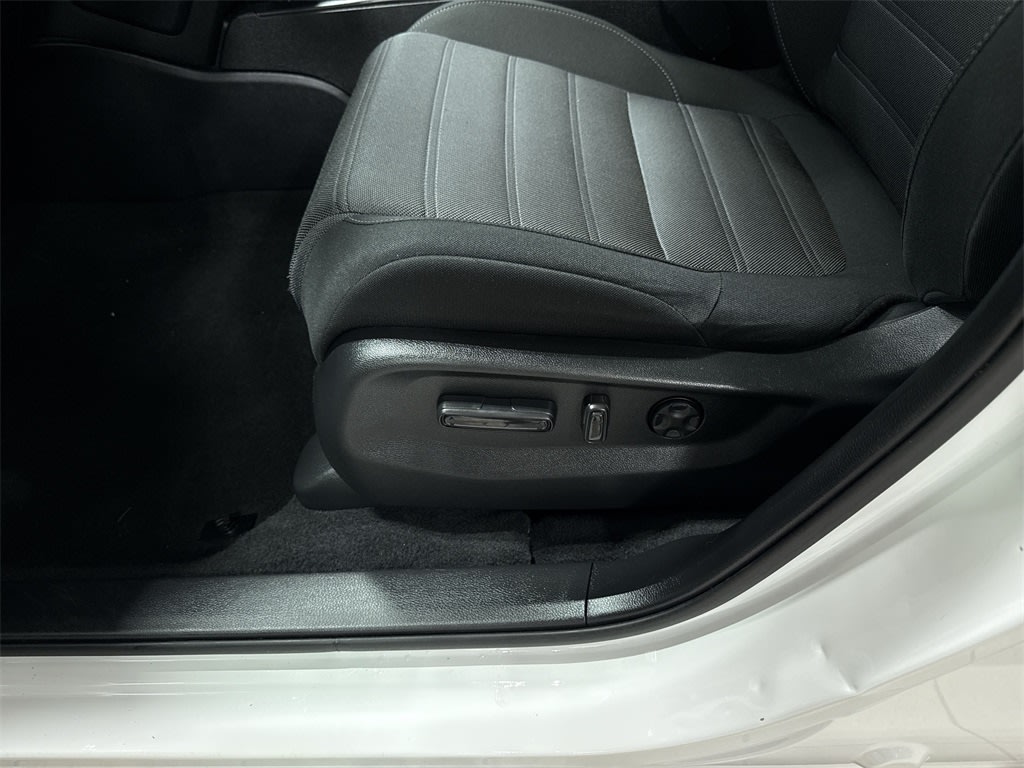 Thumbnail: 2022 Honda CR-V - 25