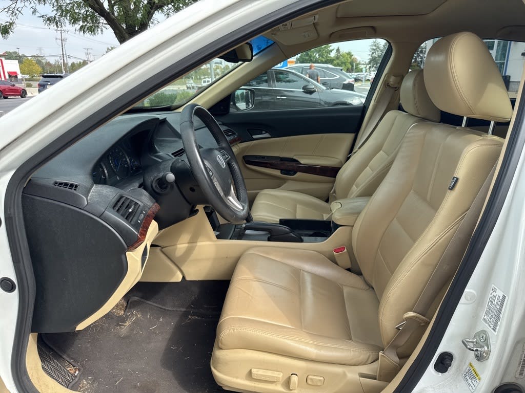Thumbnail: 2011 Honda Accord Crosstour - 9