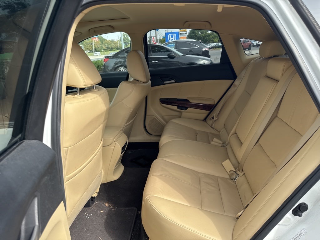 Thumbnail: 2011 Honda Accord Crosstour - 11